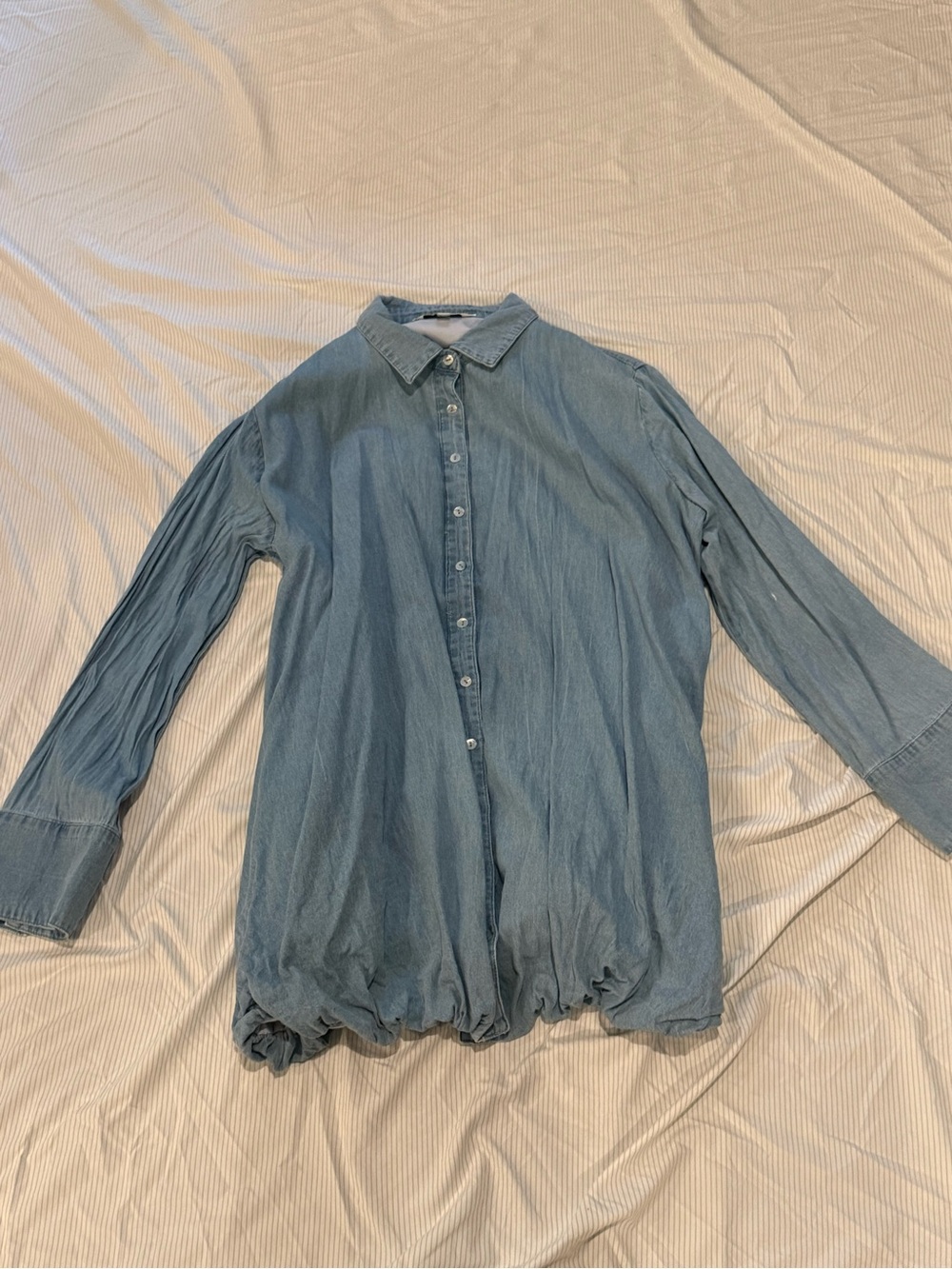 Davi & Dani blue denim shirt dress with ruffled hem, size M